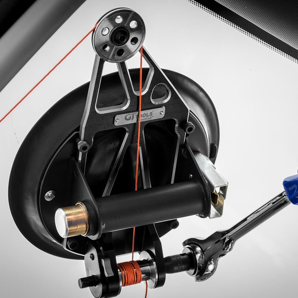 ShortCut™ Auto Glass Cut Out Tool