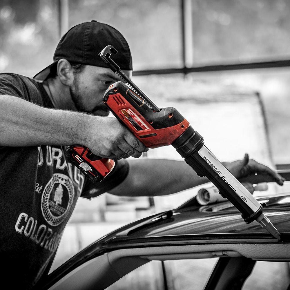 Milwaukee Cordless Caulking gun - 18V (Factory Serviced - Damaged packaging, tool is like-new)