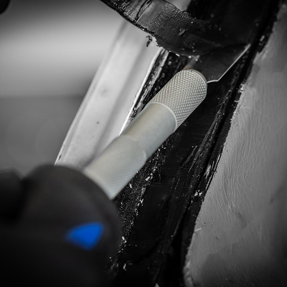 GT Tools RazorScraper™ Windshield Urethane Scraper Tool